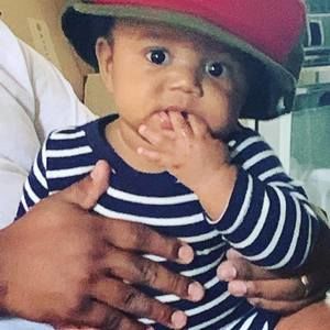 Meet your Posher, Carrol